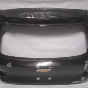 Tapa trasera Onix Hatch 2020 2021 2022 Original G1(usada en buen estado )